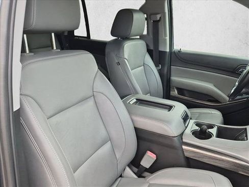Used 2019 Chevrolet Tahoe LT RWD image 18