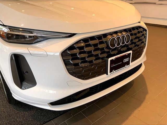 Certified 2025 Audi Q5 Premium w/ Premium Plus AWD/4WD image 30
