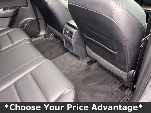 Used 2023 Nissan Rogue SV w/ SV Premium Package image 24