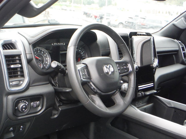 Used 2025 RAM 1500 Laramie AWD/4WD image 3