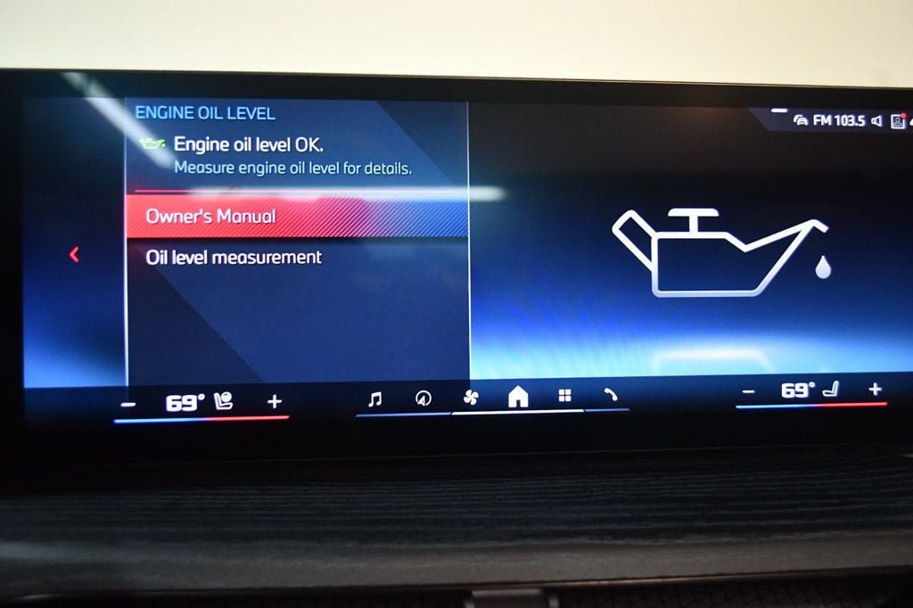 Used 2025 BMW M440i Convertible w/ Premium Package RWD image 51