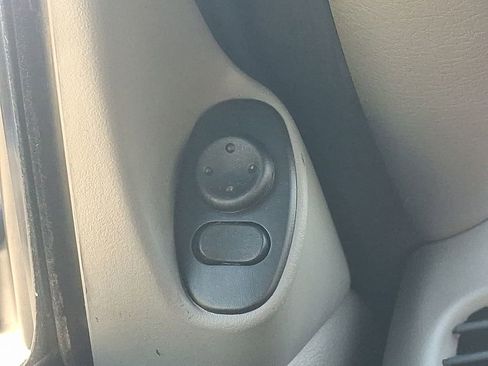 Used 2001 Porsche 911 Carrera image 27