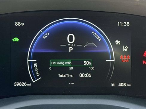 Used 2025 Toyota Camry SE w/ Convenience Package FWD image 10