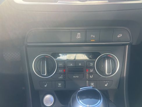 Used 2017 Audi Q3 2.0T Premium Plus w/ Premium Plus Package image 47