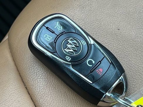 Used 2018 Buick Enclave Essence w/ Trailering Package image 33