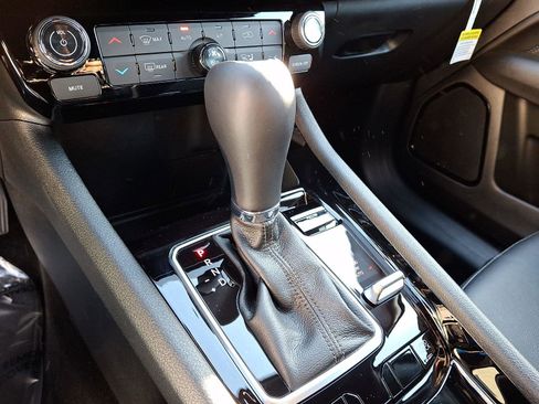 New 2026 Jeep Compass Limited AWD/4WD image 11