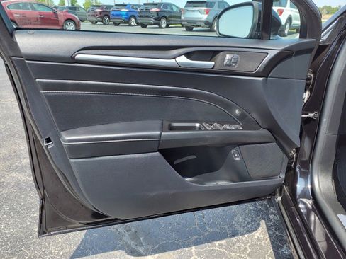 Used 2019 Ford Fusion Energi Titanium image 14