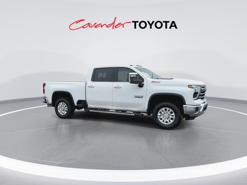 Used 2024 Chevrolet Silverado 2500 LTZ w/ LTZ Premium Texas Edition AWD/4WD image 9