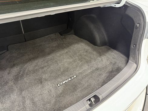 Used 2022 Toyota Corolla LE w/ Carpet Mat Package (TMS) image 57