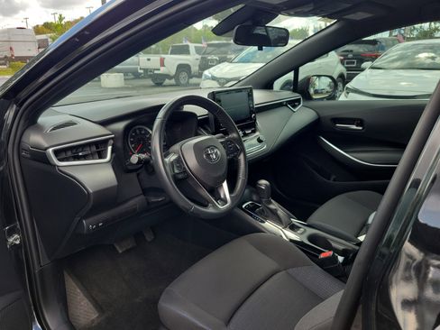 Used 2022 Toyota Corolla SE image 19
