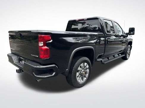 Used 2025 Chevrolet Silverado 2500 Custom w/ Custom Convenience Package AWD/4WD image 5