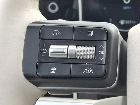 Used 2025 Hyundai Santa Fe Limited image 22