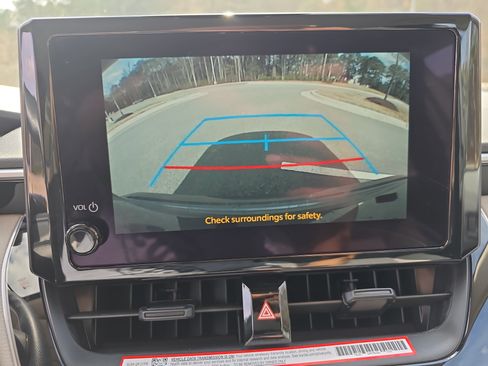 Used 2026 Toyota Corolla LE image 25