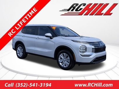 New 2026 Mitsubishi Outlander ES