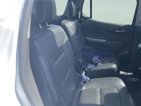Used 2017 GMC Acadia SLT FWD image 9