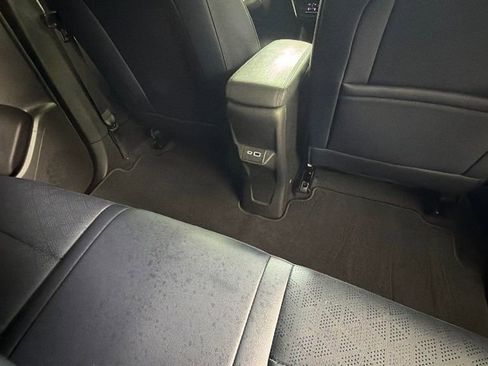 Certified 2023 Chevrolet Bolt EUV Premier FWD image 30