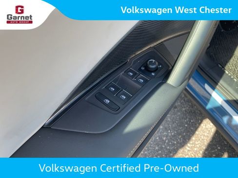 Certified 2025 Volkswagen Tiguan SEL R-Line AWD/4WD image 12