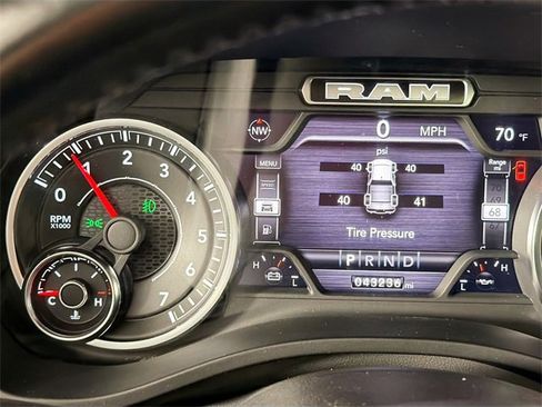 Used 2022 RAM 1500 Laramie image 12
