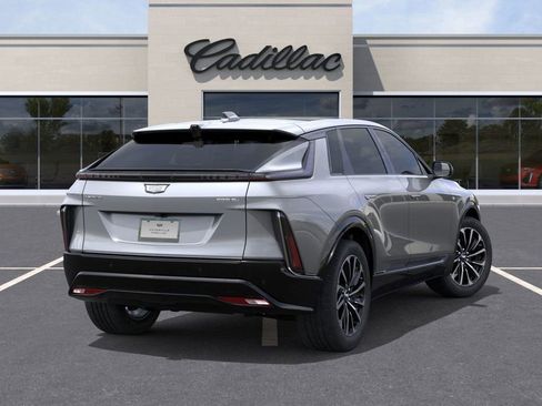 New 2026 Cadillac Lyriq Sport image 4