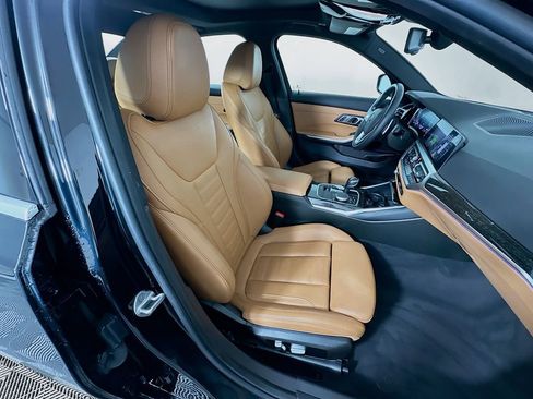 Used 2021 BMW 330i Sedan w/ Convenience Package RWD image 29