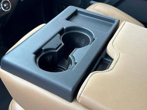 Used 2022 Ford F250 Lariat image 21