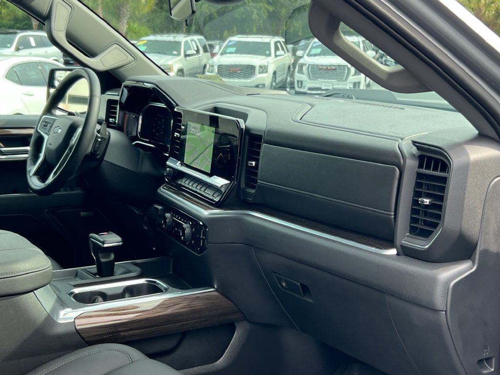 Used 2026 Chevrolet Silverado 1500 LT Trail Boss w/ Convenience Package II AWD/4WD image 26