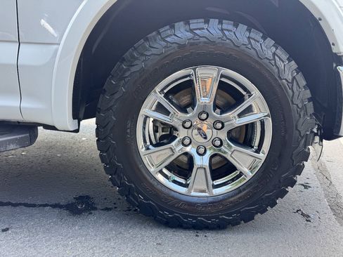 Used 2016 Ford F150 Lariat AWD/4WD image 22