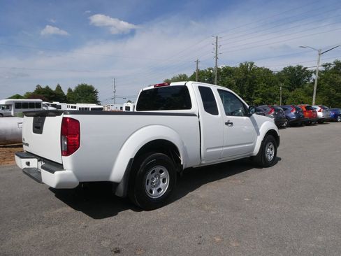 Used 2018 Nissan Frontier S RWD image 5