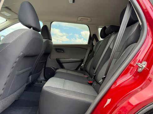 Used 2021 Nissan Rogue S FWD image 14