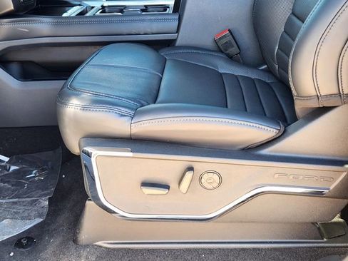 New 2026 Ford F250 Platinum image 25