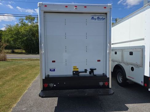 New 2025 GMC Savana 3500 w/ Power Convenience Package image 4