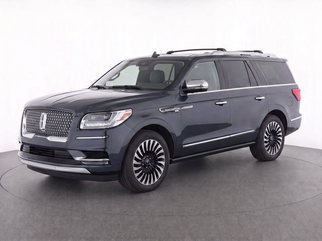 Used 2021 Lincoln Navigator L Black Label w/ Cargo Convenience Package AWD/4WD image 2