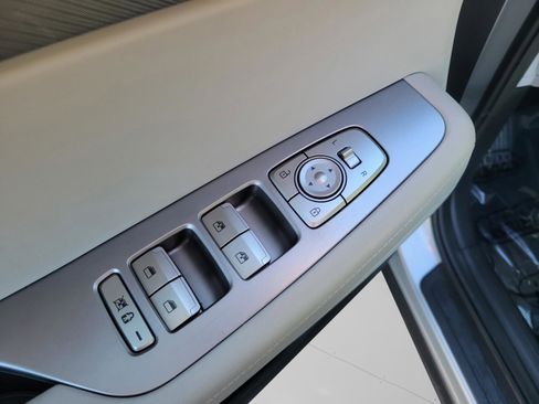 Certified 2023 Hyundai Palisade SE image 27