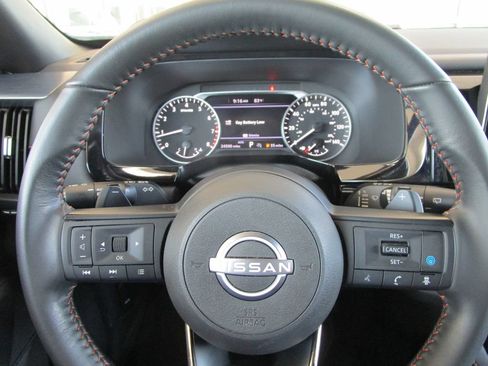 Used 2024 Nissan Pathfinder Rock Creek AWD/4WD image 32