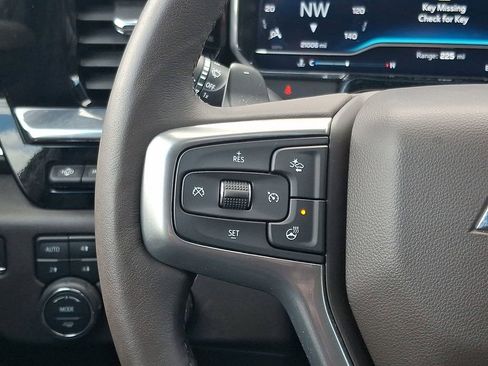 Used 2023 Chevrolet Silverado 1500 LTZ w/ LTZ Premium Package AWD/4WD image 26