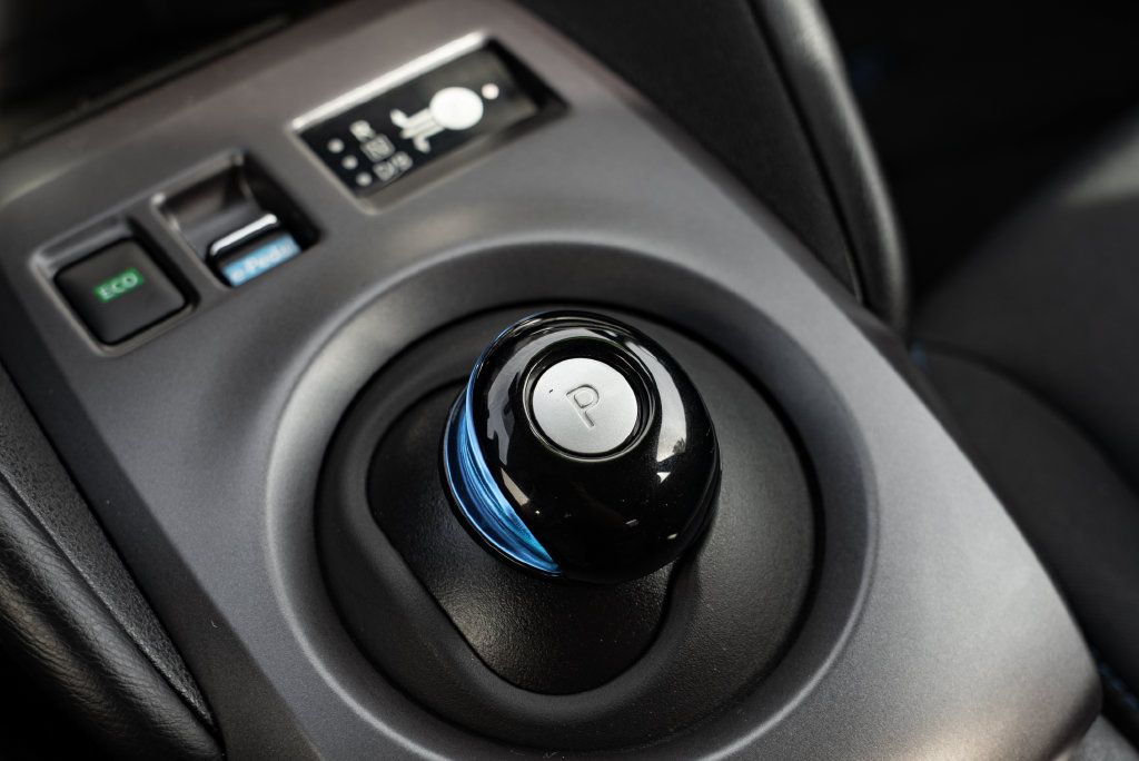 Used 2025 Nissan Leaf S FWD image 20