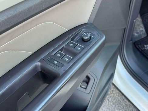 Used 2023 Volkswagen Atlas SEL R-Line image 16