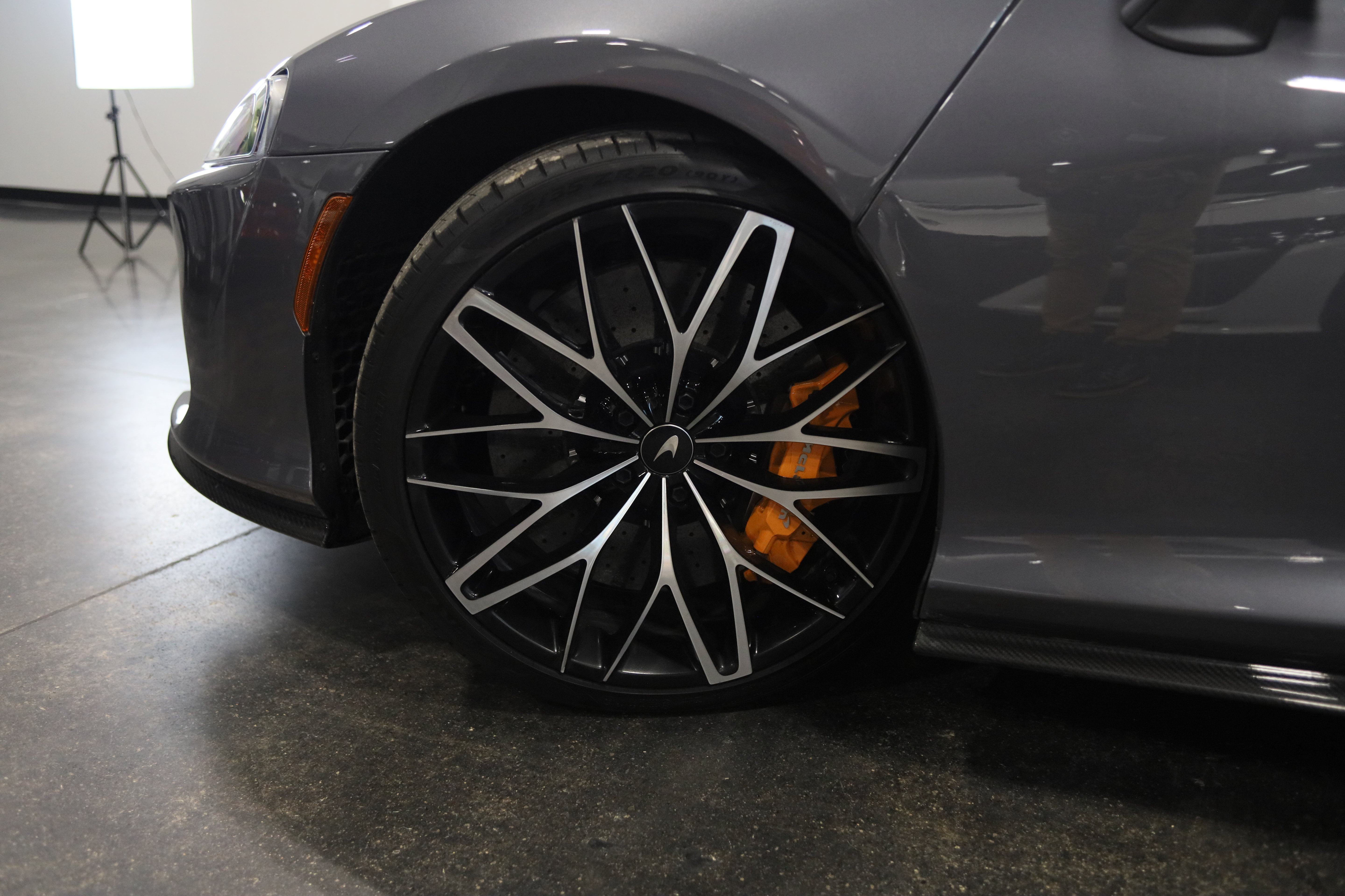 Used 2023 McLaren GT RWD image 15