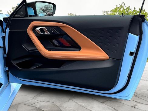 Used 2024 BMW M2 w/ Lighting Package image 24