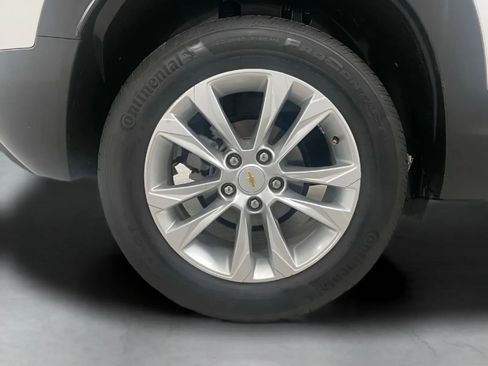Used 2021 Chevrolet TrailBlazer LS FWD image 28