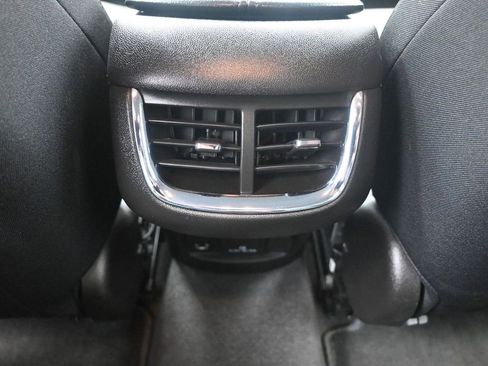 Used 2017 Chevrolet Malibu LT w/ Driver Confidence Package image 28