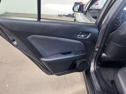 Used 2022 Toyota Prius Prime Limited image 19