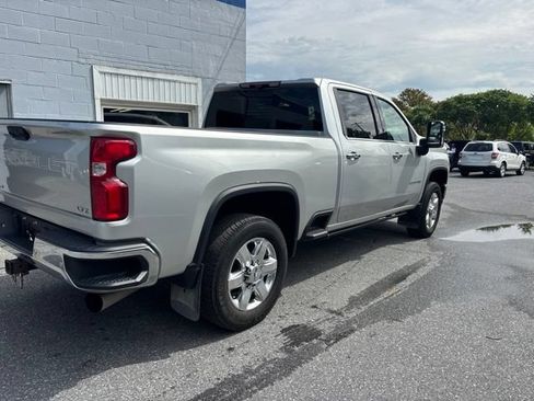 Used 2020 Chevrolet Silverado 2500 LTZ w/ LTZ Premium Package AWD/4WD image 7