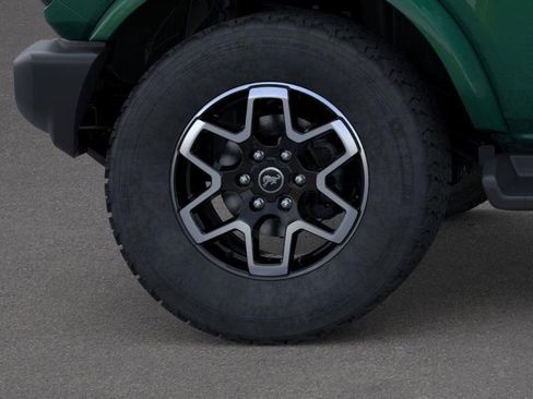 New 2025 Ford Bronco Outer Banks AWD/4WD image 21