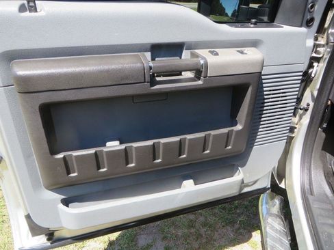 Used 2013 Ford F250 XLT w/ XLT Value Pkg image 12