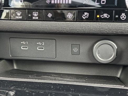 New 2026 Mitsubishi Outlander LE FWD image 30