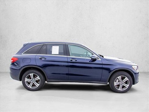 Certified 2018 Mercedes-Benz GLC 300 4MATIC image 4