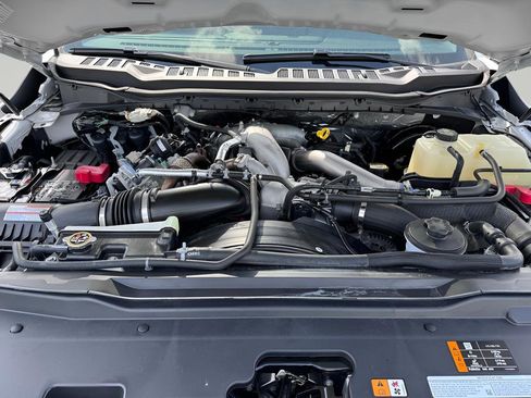 Used 2024 Ford F250 Lariat image 9