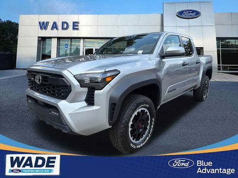 Used 2024 Toyota Tacoma TRD Off-Road AWD/4WD image 1