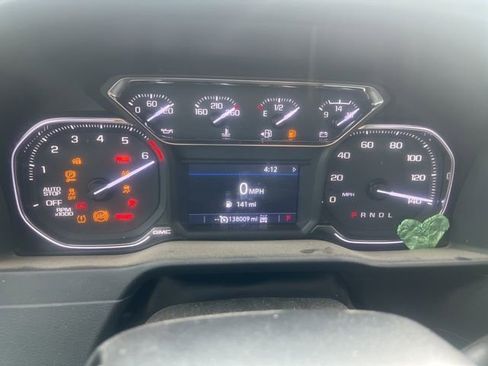 Used 2020 GMC Sierra 1500 Elevation w/ Elevation Value Package image 4